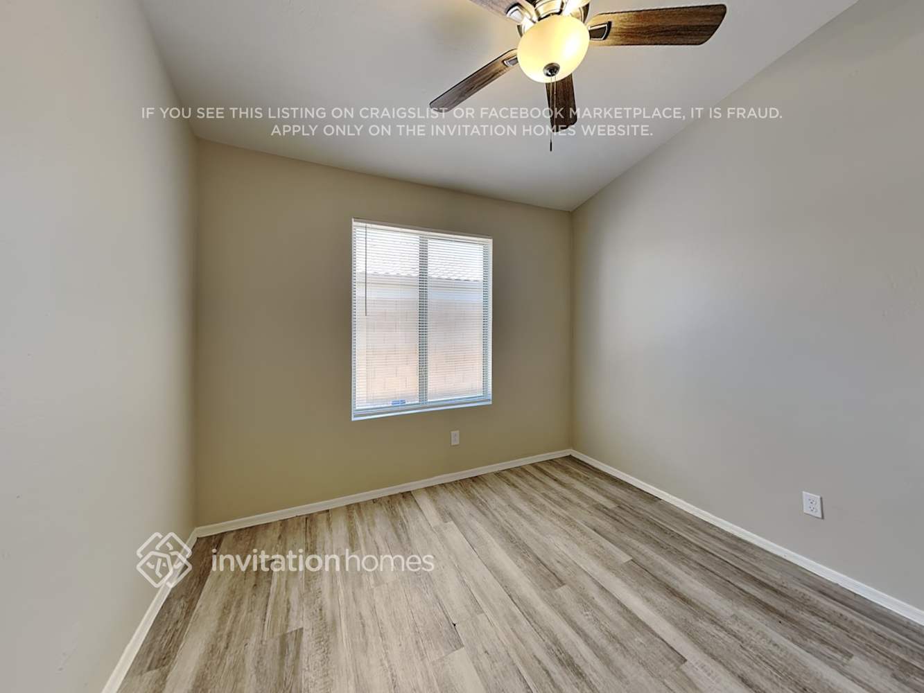 Building Photo - 11003 E Delta Ave