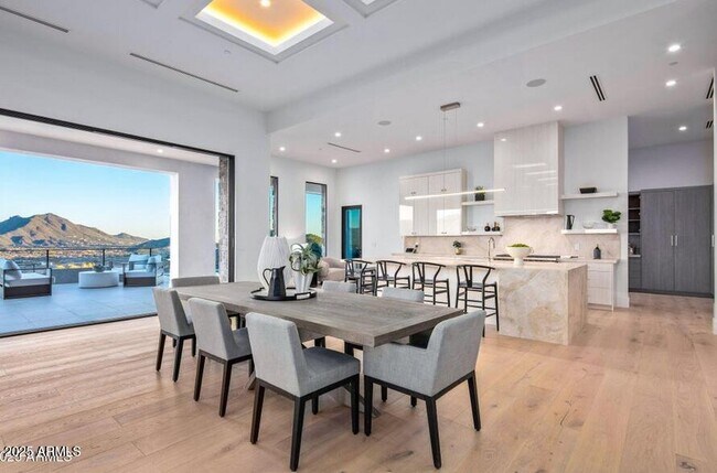 Building Photo - 4880 E Lone Mountain Rd N