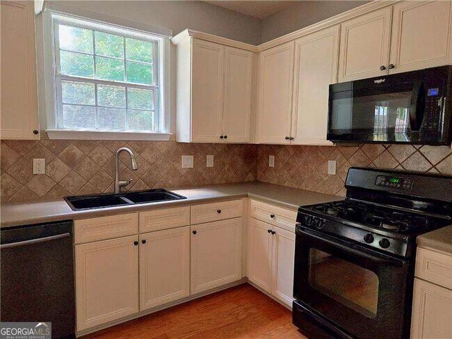 Building Photo - 1374 Dukes Creek Dr