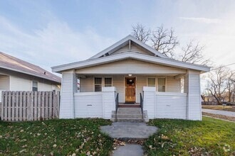 Building Photo - An Adorable Bungalow in the Havelock area ...