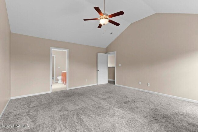 Building Photo - 4 Bedroom Home In Carolina Plantation!