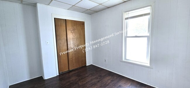 Building Photo - 76 2nd Ave