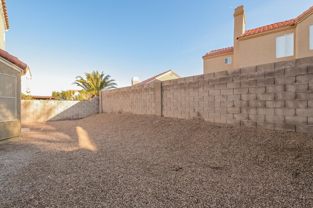 Building Photo - 1733 Toltec Cir