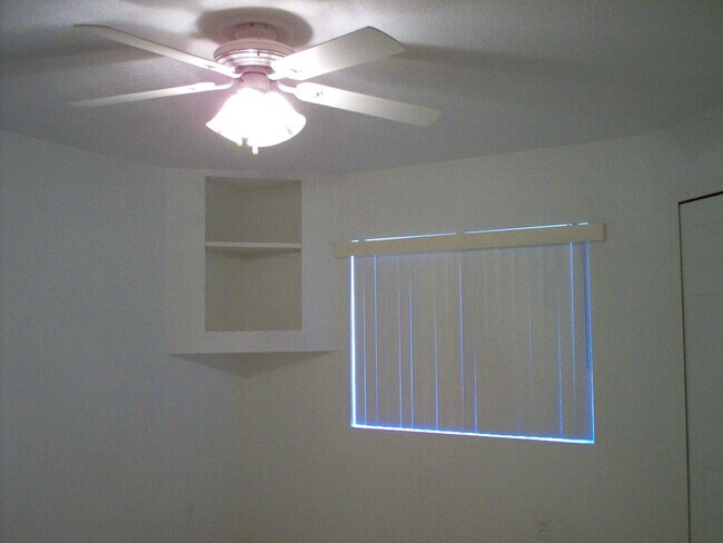 Building Photo - 2025 Curryville Rd