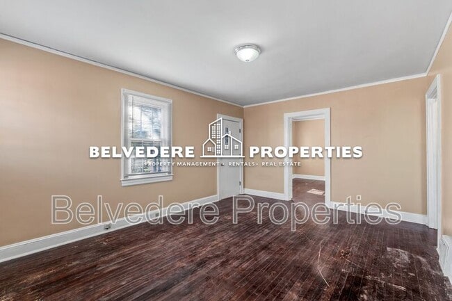 Building Photo - 437 24th St NW