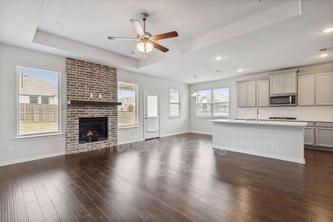 Building Photo - 1833 Meadow Trail Ln