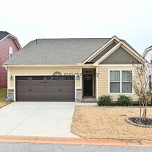 Building Photo - 120 Shumard Ln