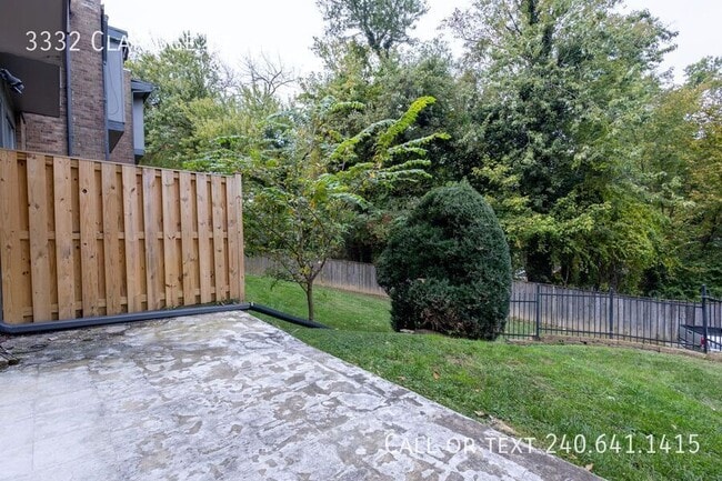 Building Photo - 3332 Claridge Ct