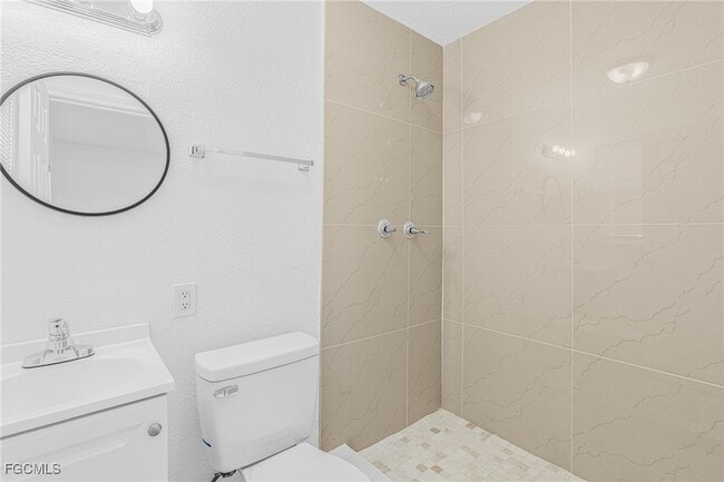 Building Photo - 4839 Tudor Dr