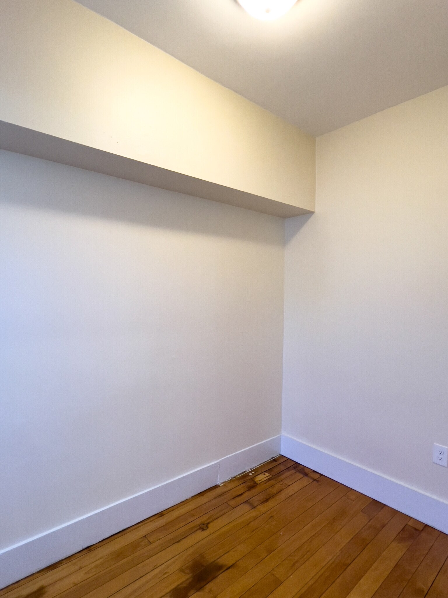Building Photo - 211 Harvard Ave
