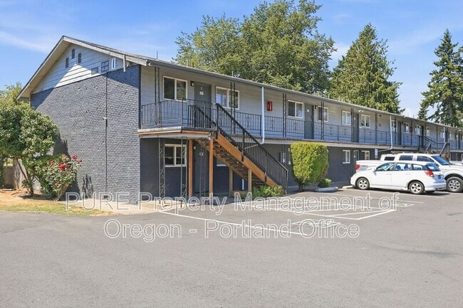Building Photo - 18411 E Burnside St