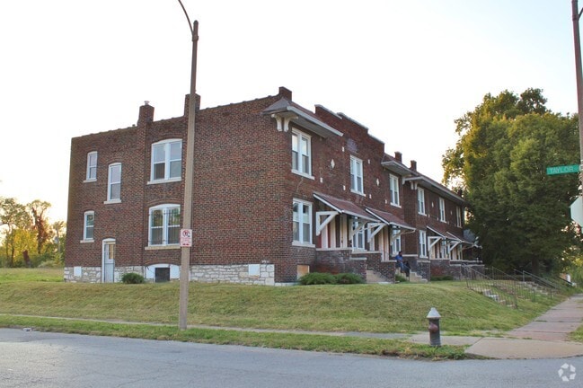 Building Photo - 4500-4504 Saint Louis Ave