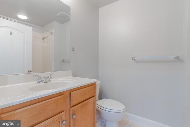 Building Photo - 13921 Gullane Dr
