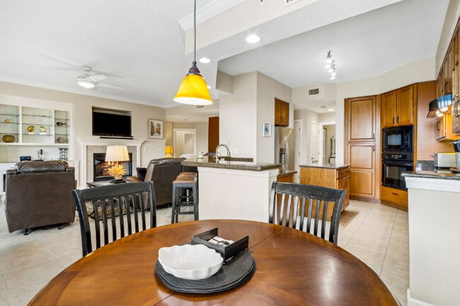 Building Photo - Fully Furnished 3/3 Ocean Grande Condo