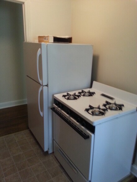 Building Photo - 4585 MacArthur Blvd NW