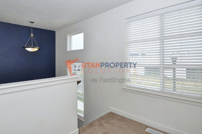 Building Photo - 5083 Digory Dr