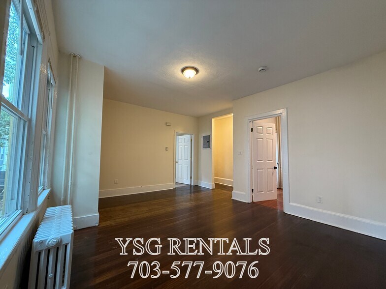 Building Photo - 10 Alleghany St