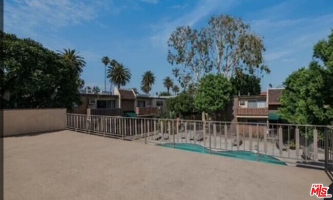 Building Photo - 17900 Sherman Way