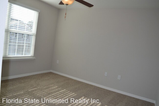 Building Photo - 3 br, 2.5 bath House - 9539 Tocobaga PL