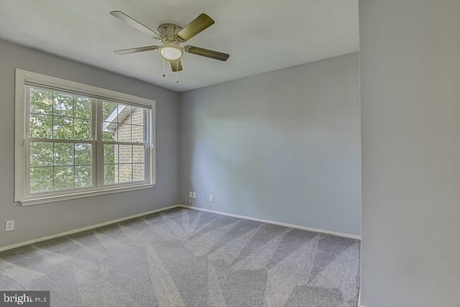 Building Photo - 3305 Wyndham Cir