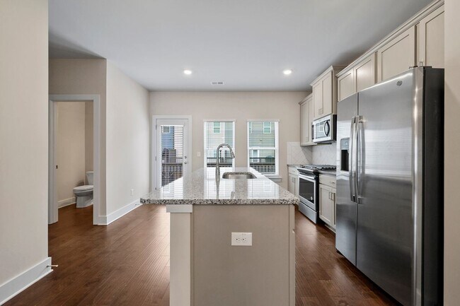Building Photo - 3761 Oxford Cir
