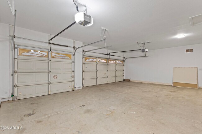 Building Photo - 26249 N 68th Ln
