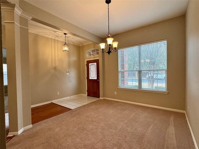 Building Photo - 13509 Shawna Dnay Dr