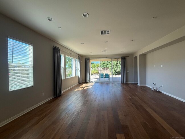 Building Photo - 2757 Overlook Point Dr