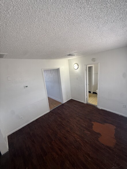 Building Photo - 708 Jackson Ave
