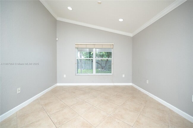 Building Photo - 10691 SW 236th Terrace