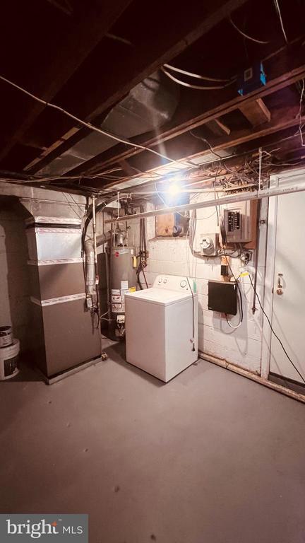 Building Photo - 4413 Fenor Rd