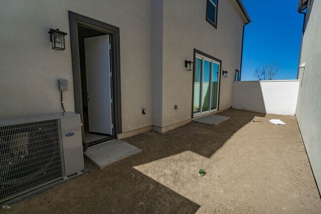 Building Photo - 27025 Trail View Ln.