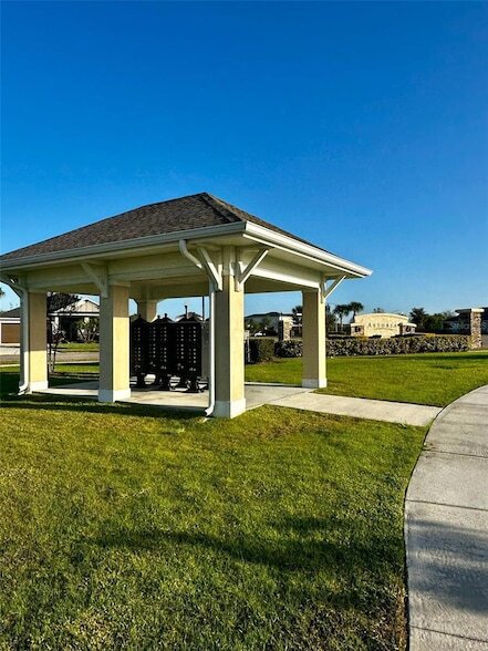 Building Photo - 33805 Astoria Cir