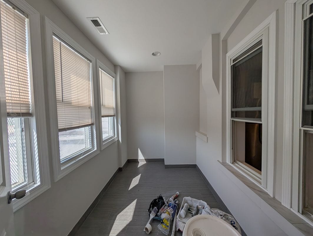 Building Photo - 3050 N Milwaukee Ave