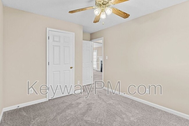 Building Photo - 314 Taylor Cir