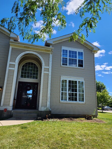 Primary Photo - 6700 Pine Ln