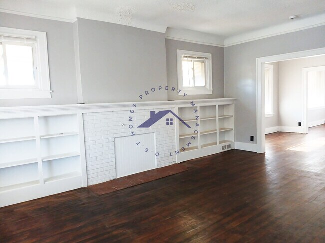 Building Photo - 18203 Monica St