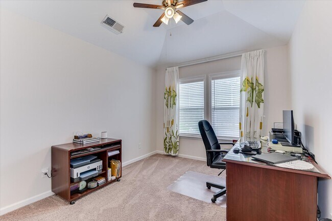 Building Photo - 6051 Big Pond Trl