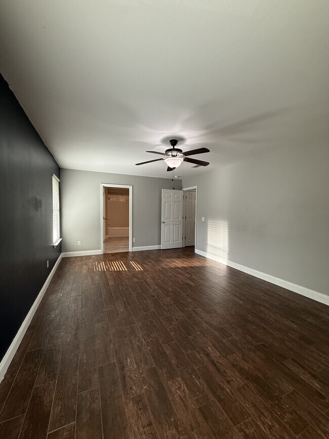 Building Photo - 2813 Atoka Trail