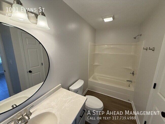 Building Photo - 1001 Evans St