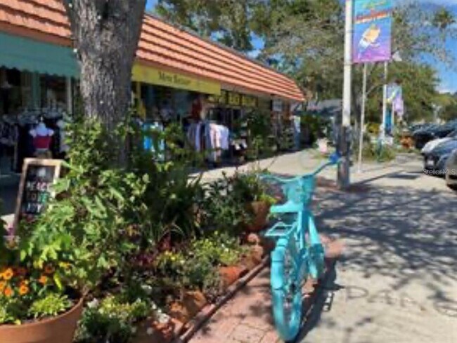 Building Photo - 4908 27th Ave S