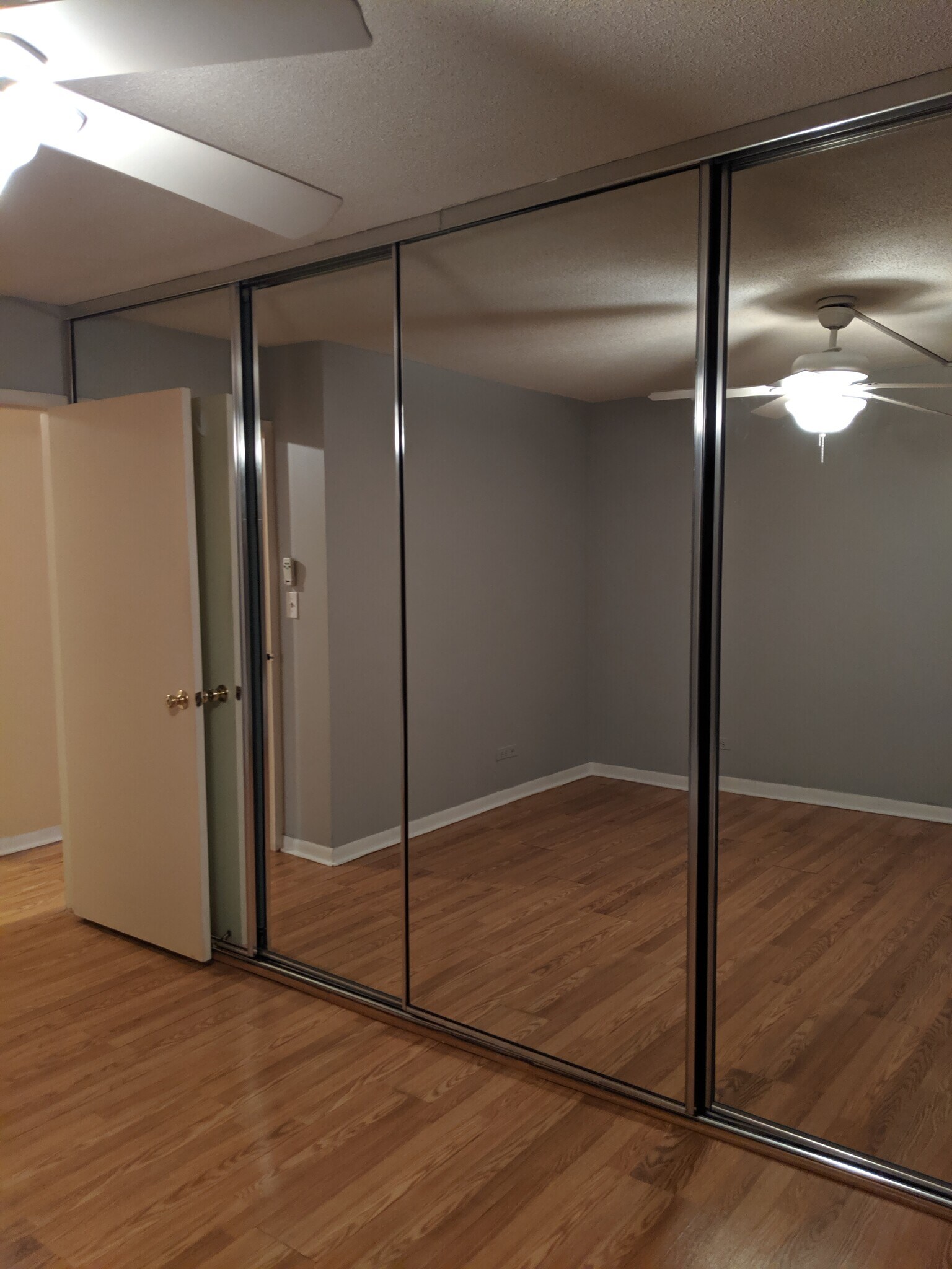 Bedroom Sliding Mirror Door Closet - 5455 N Sheridan Rd
