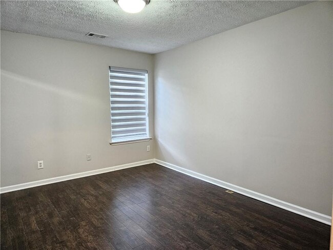 Building Photo - 278 Carrington Way