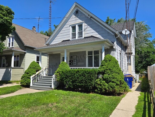 Primary Photo - 1808 56th St