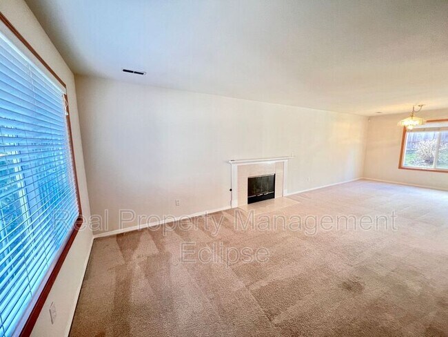 Building Photo - 3117 154th St SW