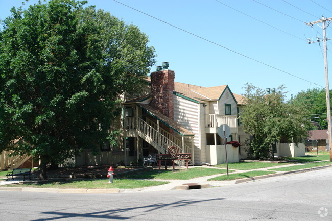 Primary Photo - Riverside Chalet Apartments