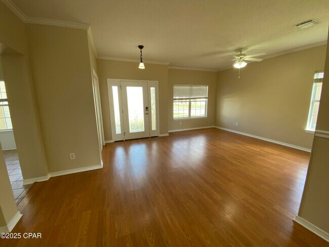 Building Photo - 3421 Cherry Ridge Rd