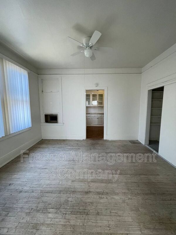 Building Photo - 1047 N Fulton St