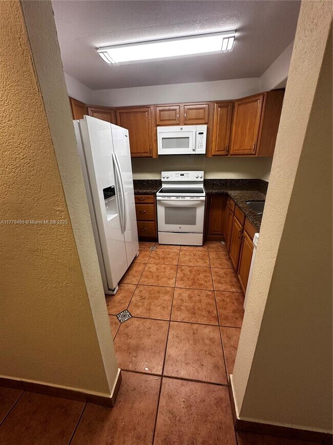 Building Photo - 11229 SW 88th St