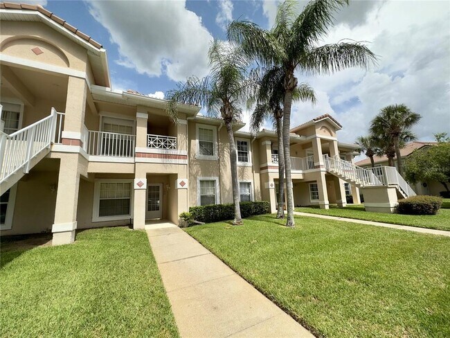 Building Photo - 13313 Fairway Glen Dr